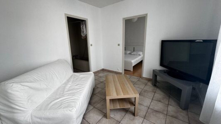Voir la photo 1/5 du type apartment à Reims