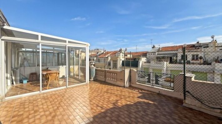 Voir la photo 1/9 du type apartment à Nice