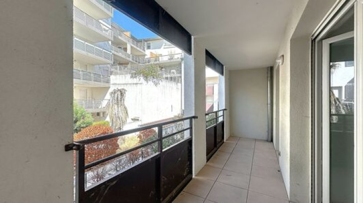 Voir la photo 1/8 du type apartment à Avignon