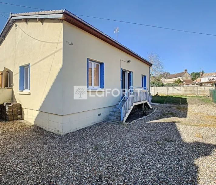 Voir la photo 1/9 du type house à Saint-Pierre-la-Garenne