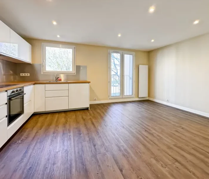 Voir la photo 1/7 du type apartment à Viry-Châtillon