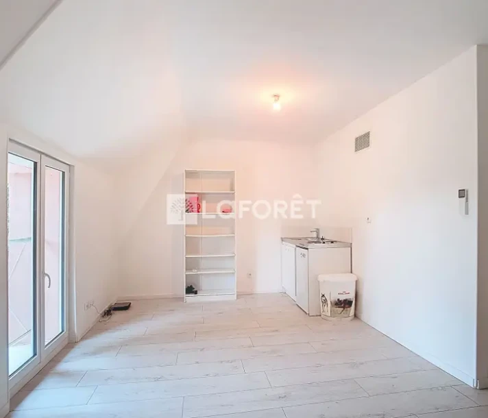 Studio à Falaise