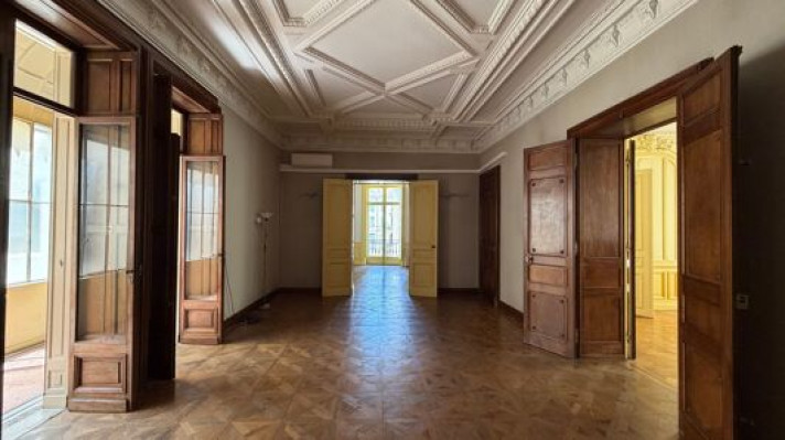 Voir la photo 1/14 du type apartment à Nîmes