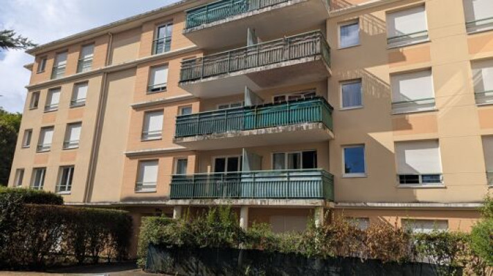 Voir la photo 1/8 du type apartment à Chelles