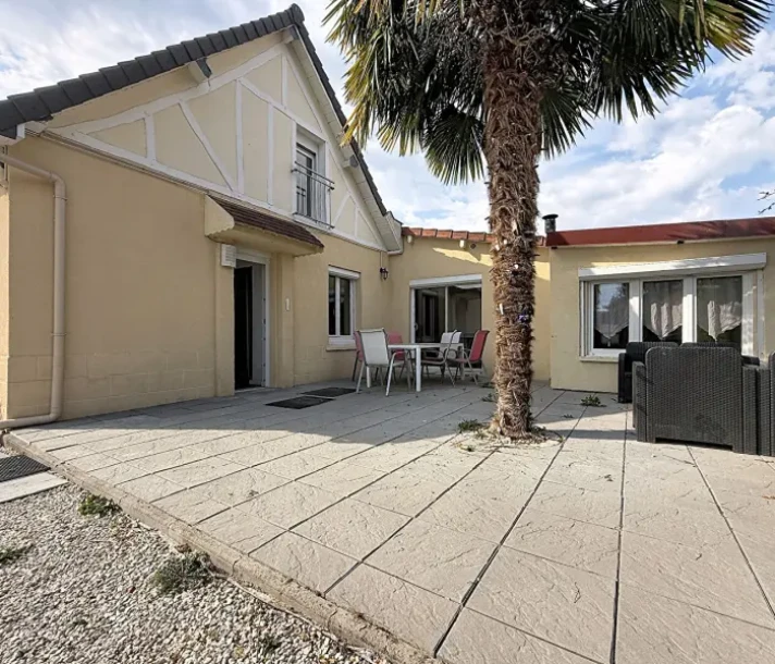 Voir la photo 1/16 du type house à Saint-Aubin-lès-Elbeuf