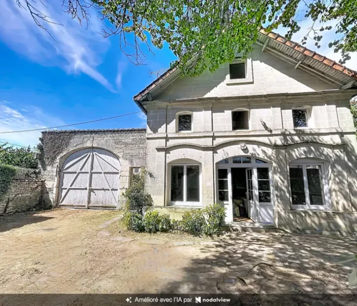 Voir la photo 1/8 du type house à Chassors