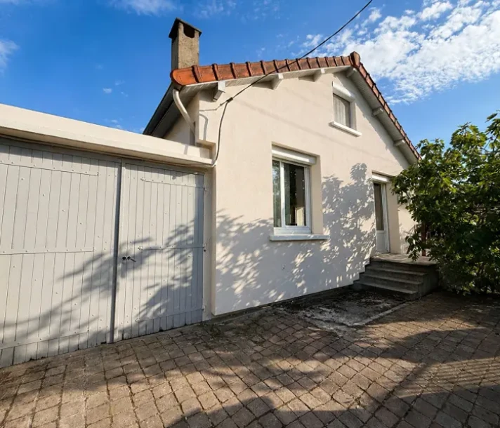 Voir la photo 1/9 du type house à Yerres