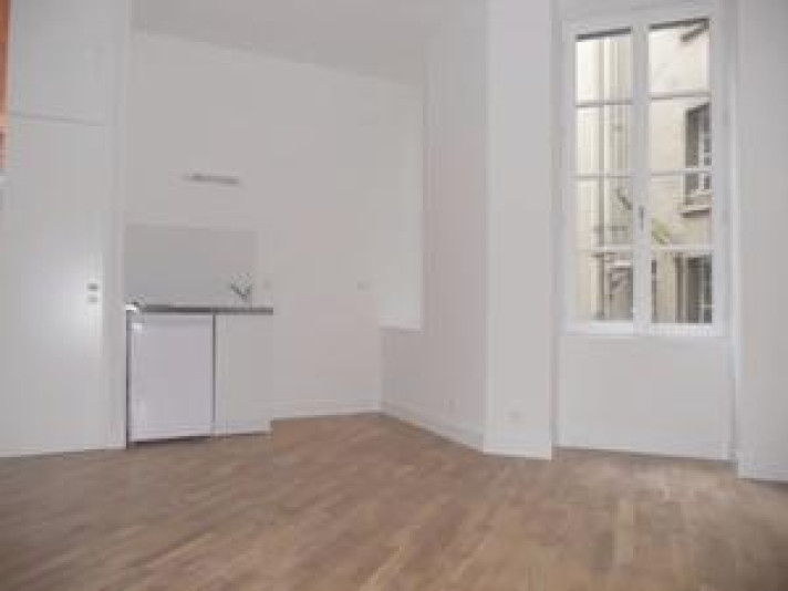 Voir la photo 1/4 du type studio à Nantes