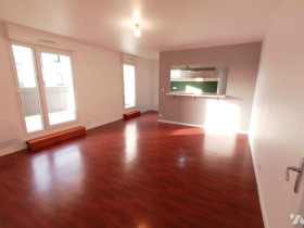 Appartement à Orgères