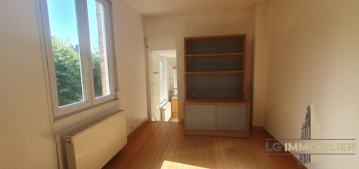 Voir la photo 1/6 du type house à Amiens
