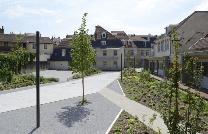 Voir la photo 1/8 du type apartment à Besançon