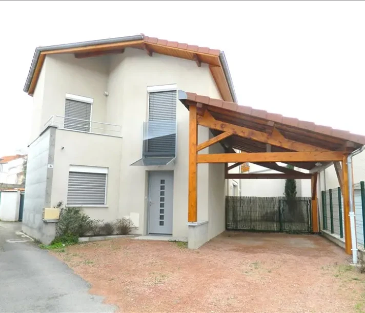 Maison à Le Coteau