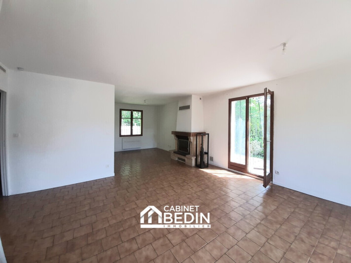 Voir la photo 1/12 du type house à Pessac