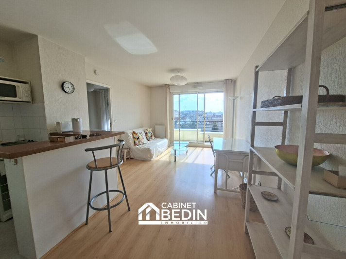 Voir la photo 1/7 du type apartment à Bordeaux