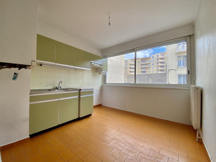 Voir la photo 1/7 du type apartment à Polignac