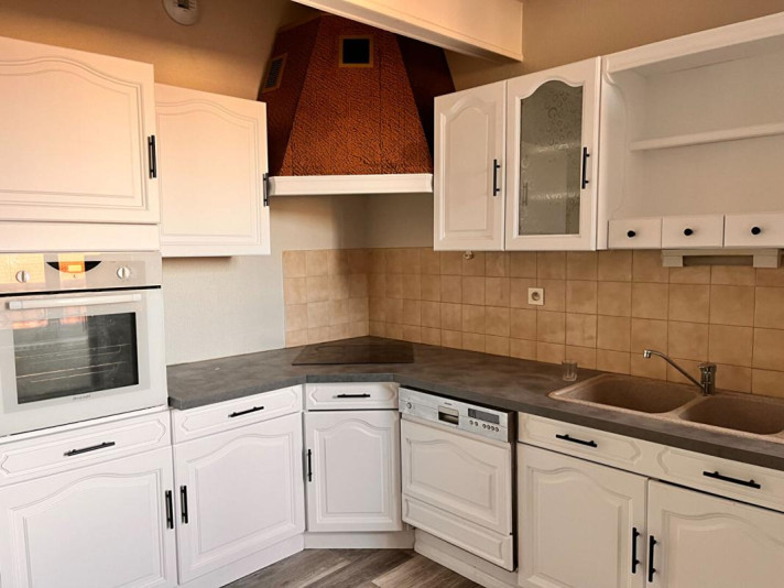 Voir la photo 1/8 du type apartment à Le Puy-en-Velay