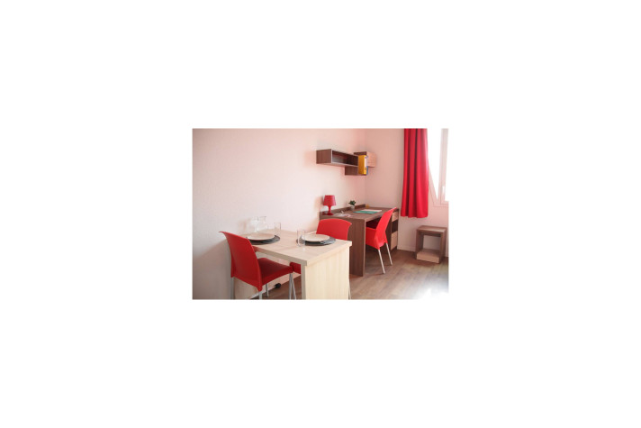Voir la photo 1/10 du type apartment à Nantes