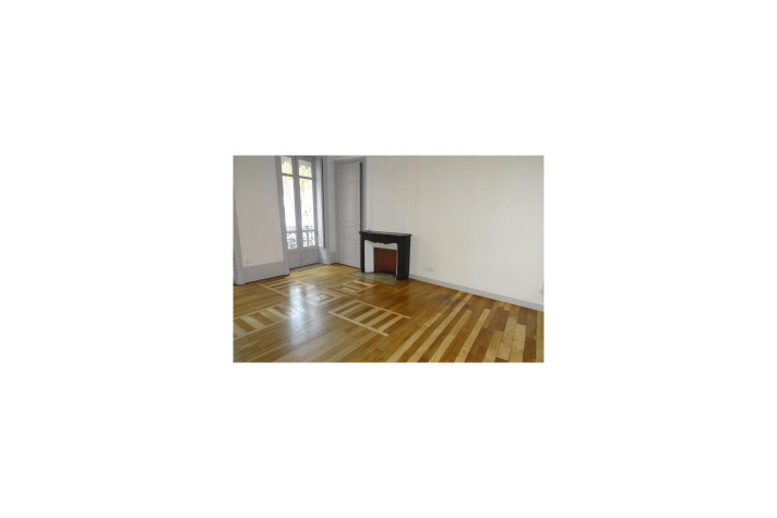 Voir la photo 1/4 du type apartment à Tournon-sur-Rhône
