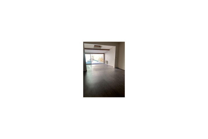 Voir la photo 1/11 du type apartment à Bordeaux
