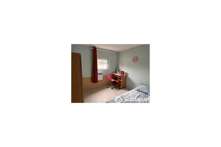 Voir la photo 1/8 du type room à Denain