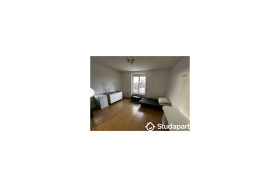 Studio à Mably