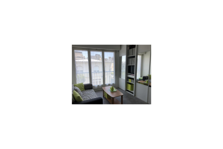 Voir la photo 1/4 du type apartment à Dinard