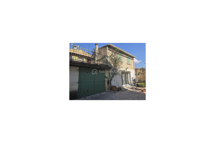 Voir la photo 1/11 du type house à Valliguières