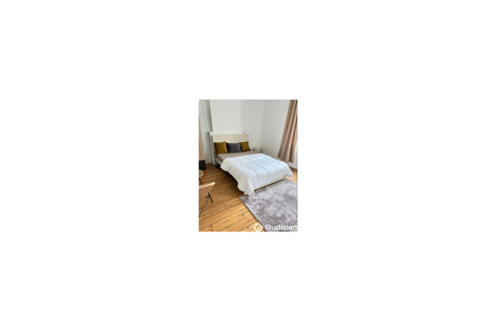 Voir la photo 1/4 du type room à Valenciennes