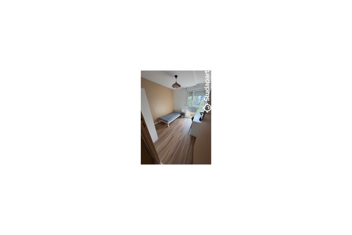 Voir la photo 1/20 du type room à Mérignac