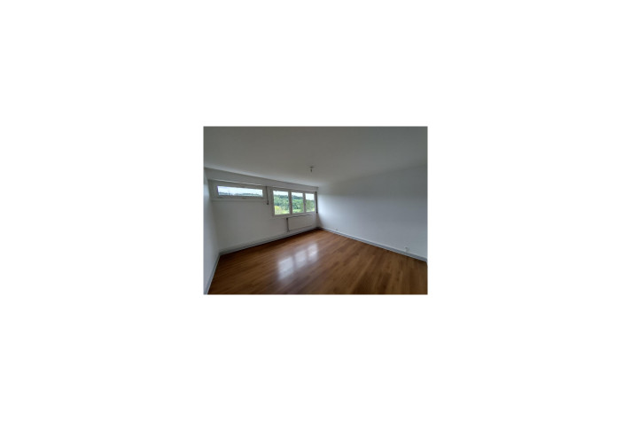 Voir la photo 1/4 du type apartment à Mirecourt