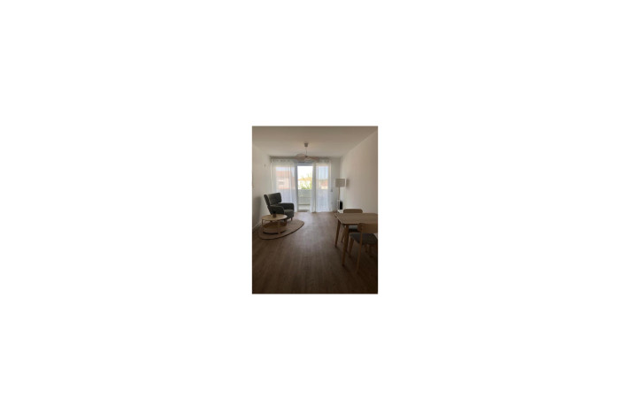Voir la photo 1/8 du type apartment à Agde