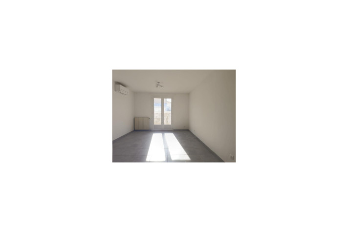 Voir la photo 1/12 du type house à Saint-Nazaire-d'Aude