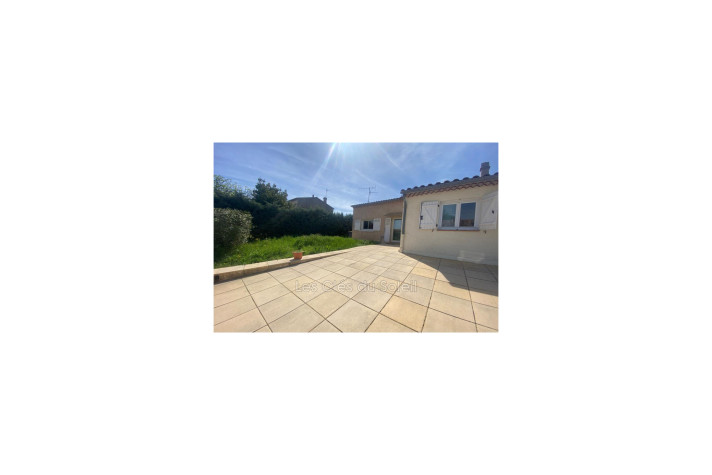Voir la photo 1/6 du type house à Brignoles