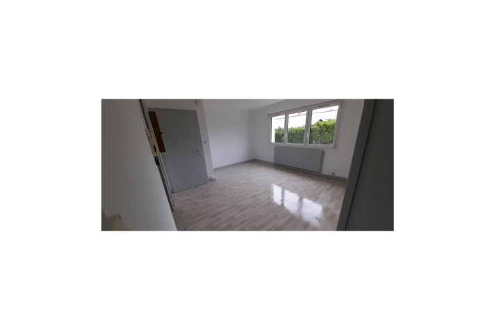 Voir la photo 1/2 du type apartment à Mirecourt
