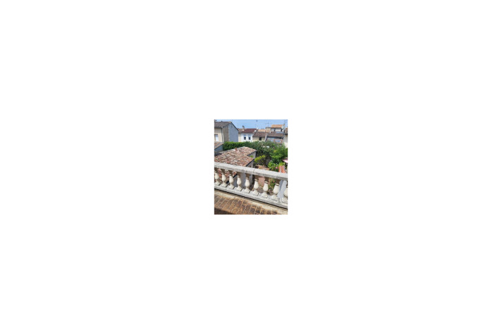 Voir la photo 1/3 du type house à Libourne