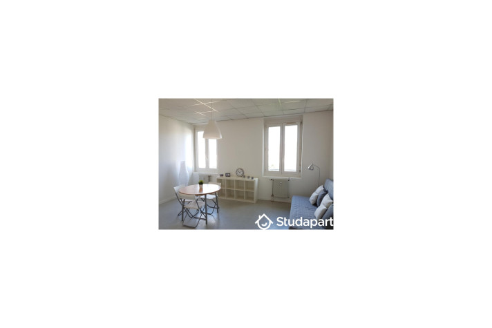 Voir la photo 1/3 du type studio à Saint-Étienne