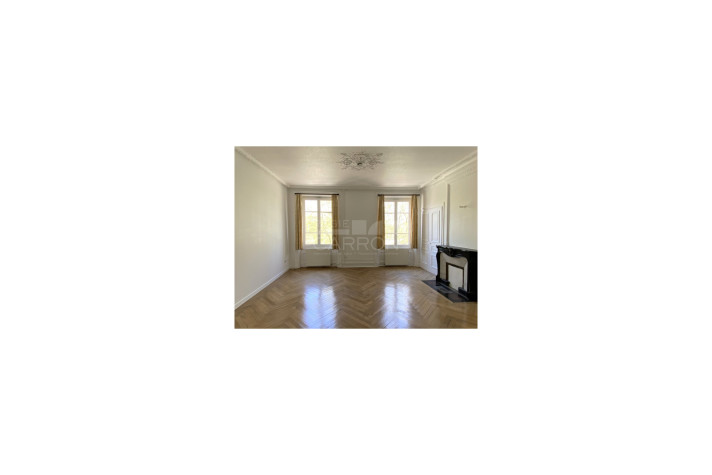 Voir la photo 1/6 du type apartment à Saint-Étienne
