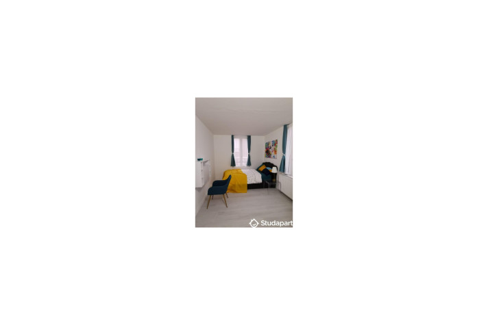 Voir la photo 1/12 du type room à Cergy
