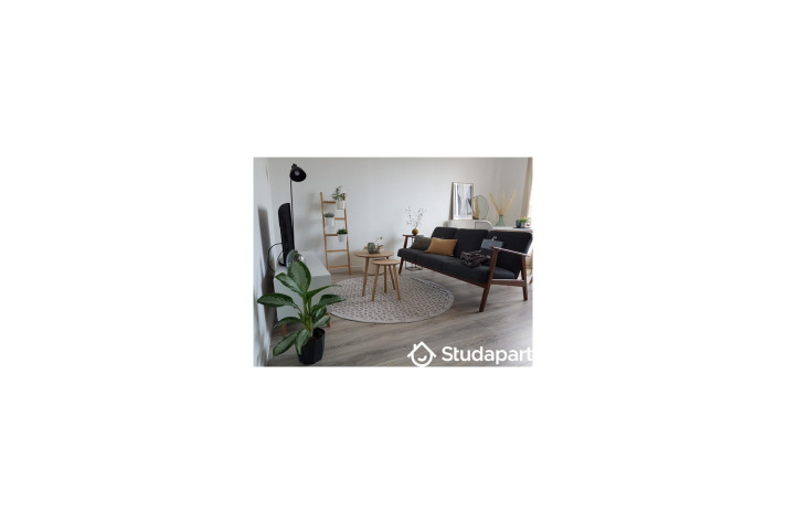Voir la photo 1/10 du type room à Pontoise