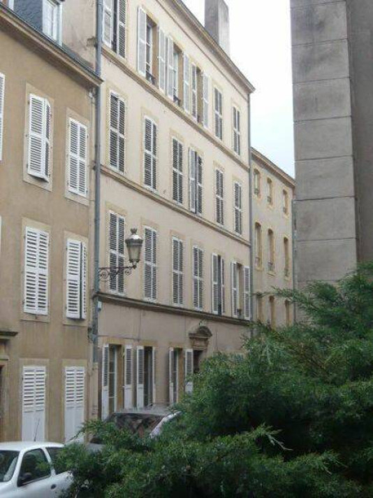 Voir la photo 1/8 du type apartment à Metz