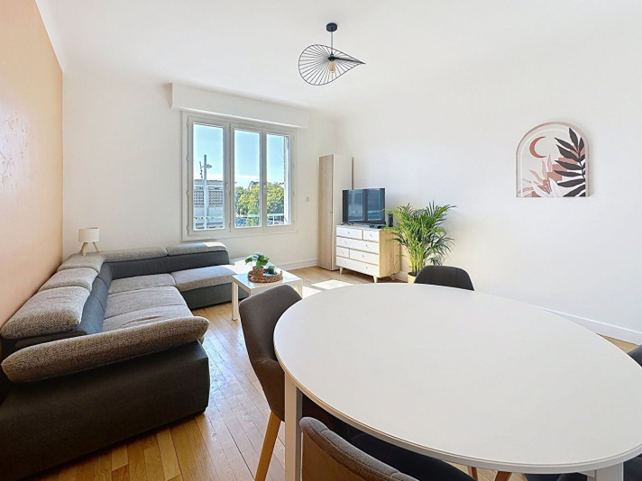 Voir la photo 1/10 du type apartment à Saint-Nazaire