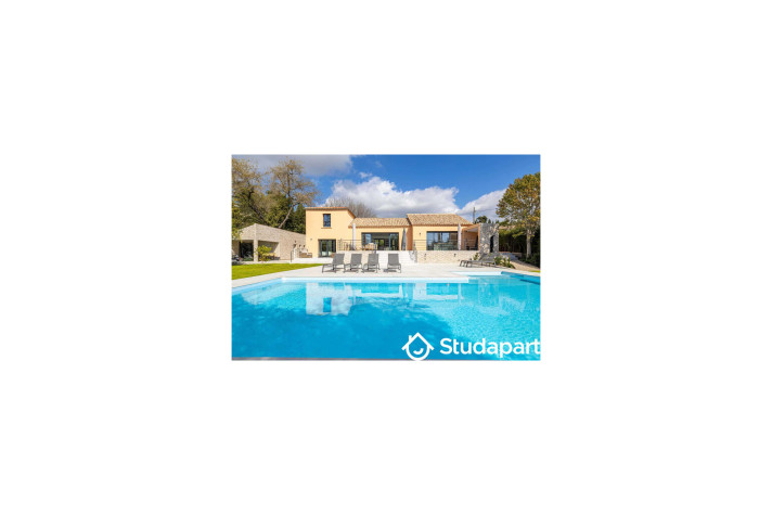Voir la photo 1/20 du type house à Mougins