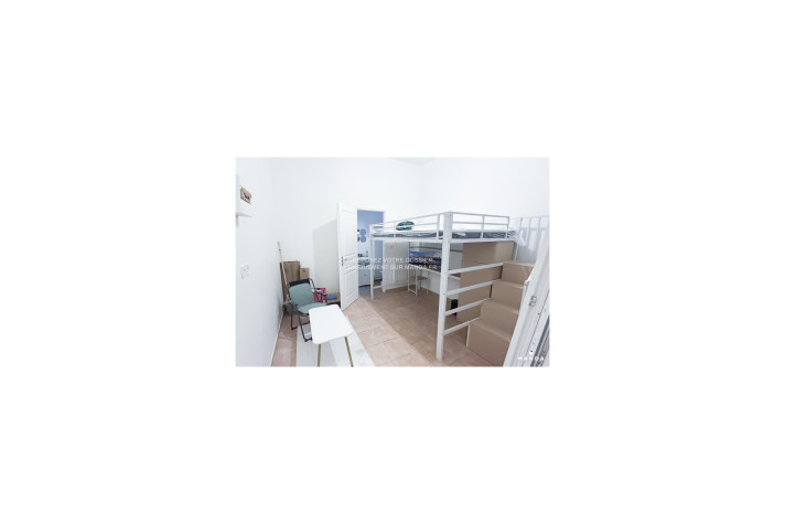 Voir la photo 1/12 du type studio à Marseille