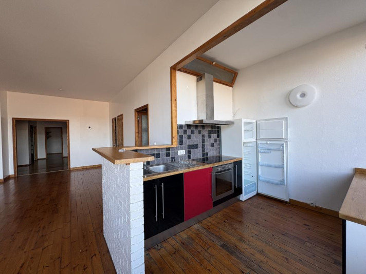 Voir la photo 1/18 du type apartment à Le Puy-en-Velay