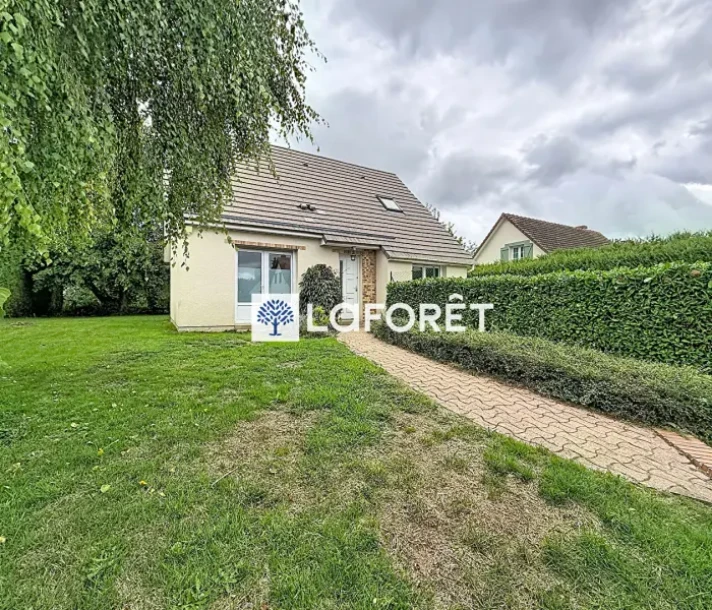 Voir la photo 1/10 du type house à Le Mesnil-Esnard