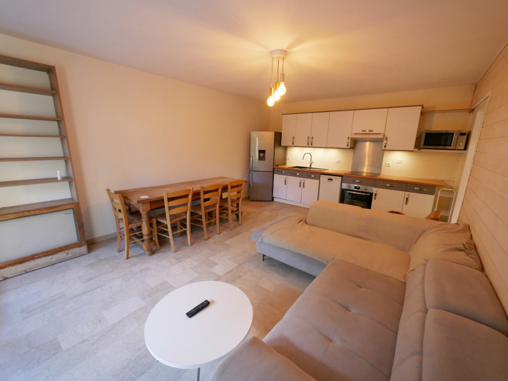 Voir la photo 1/8 du type apartment à Annecy