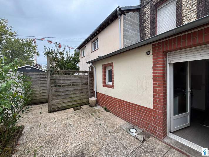 Voir la photo 1/10 du type house à Rouen
