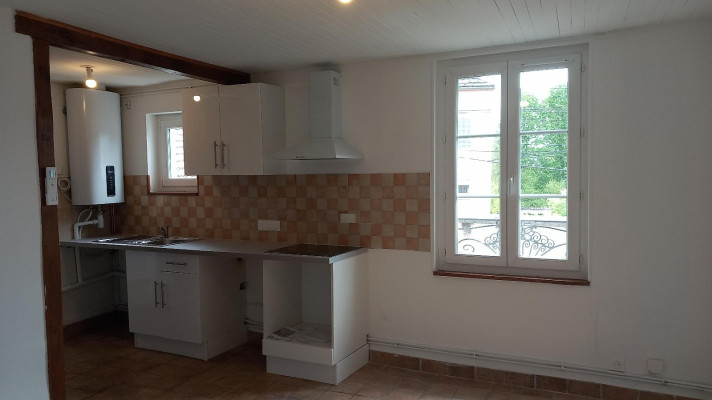 Voir la photo 1/7 du type apartment à Villeneuve-sur-Yonne