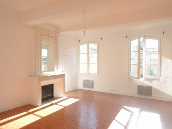 Voir la photo 1/10 du type apartment à Aix-en-Provence