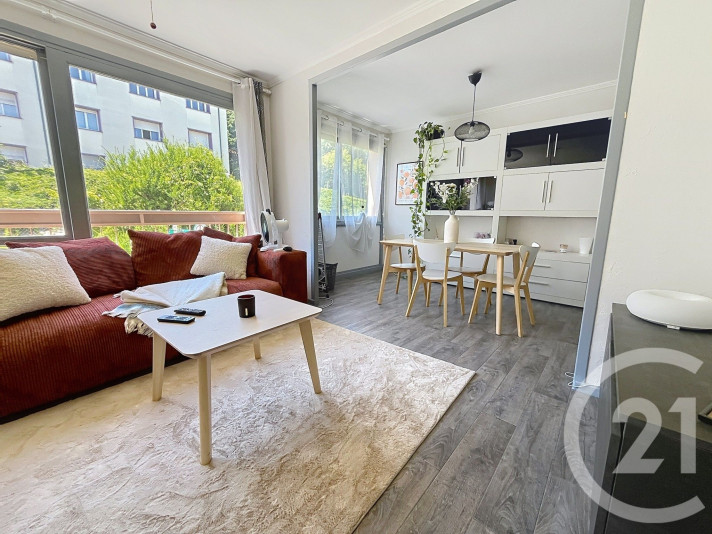 Voir la photo 1/9 du type apartment à Clermont-Ferrand